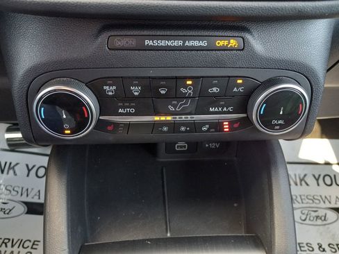 Used 2024 Ford Escape ST-Line image 22