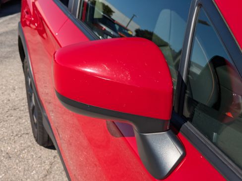 Used 2020 Subaru Crosstrek 2.0i Premium w/ Moonroof Package 2 image 12