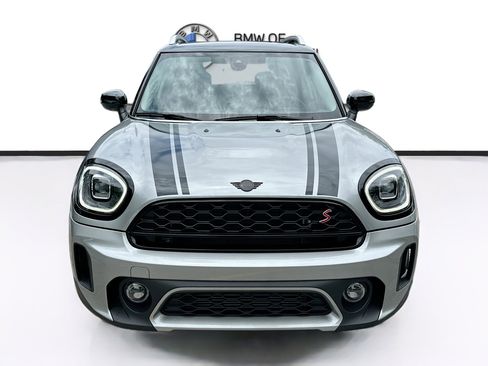 Used 2024 MINI Cooper Countryman S w/ Premium Package FWD image 2