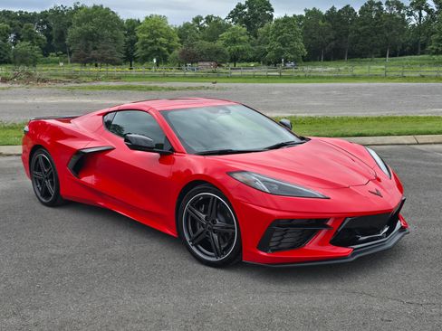 Used 2024 Chevrolet Corvette Stingray Coupe w/ Battery Protection Package RWD image 1