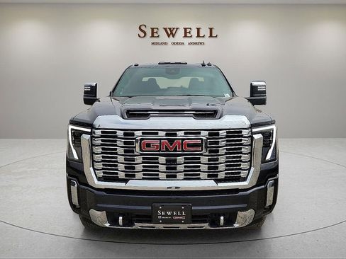 New 2026 GMC Sierra 2500 Denali w/ Denali Reserve Package image 8