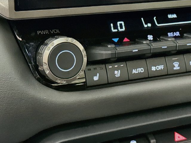 Used 2026 Toyota Sequoia Capstone AWD/4WD image 20