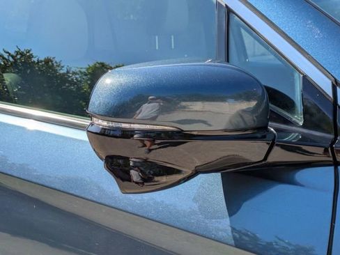 Used 2016 Honda Pilot Touring image 12