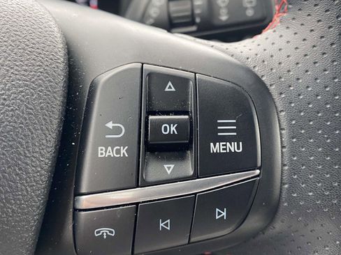 Used 2024 Ford Escape ST-Line image 23