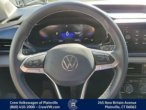 Certified 2023 Volkswagen Taos SE image 7