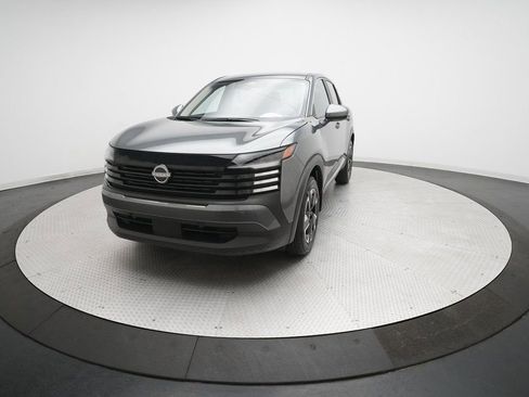 Certified 2025 Nissan Kicks SV image 32