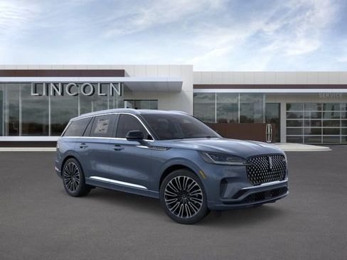 New 2026 Lincoln Aviator Black Label AWD/4WD image 7