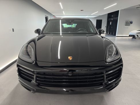 Used 2022 Porsche Cayenne Coupe AWD/4WD image 6