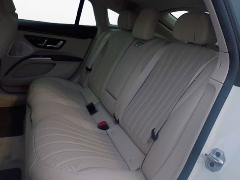 Used 2022 Mercedes-Benz EQS 450+ Sedan image 22