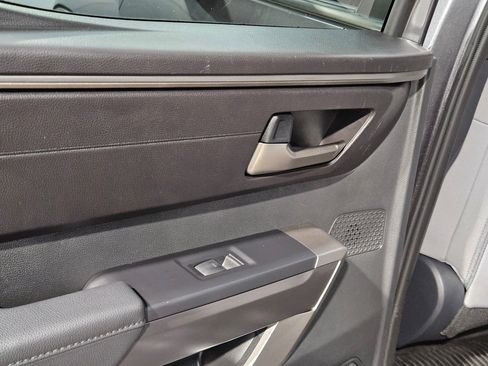 Used 2025 Toyota Tundra SR5 AWD/4WD image 34