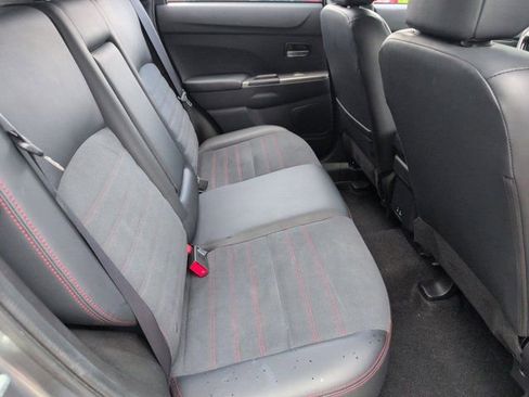 Used 2025 Mitsubishi Outlander Sport AWD image 29