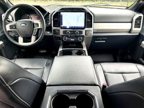 Certified 2022 Ford F350 Lariat w/ Lariat Ultimate Package AWD/4WD image 25