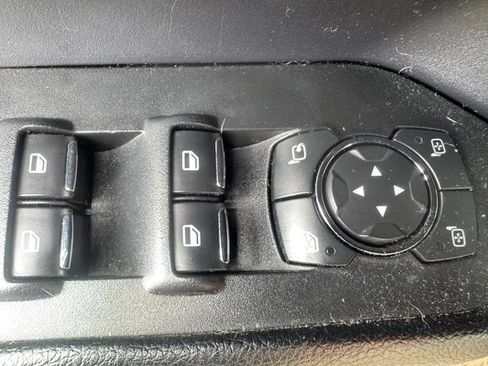 Used 2021 Ford Expedition Max XLT AWD/4WD image 8