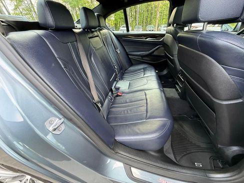 Used 2018 BMW 530i w/ Premium Package RWD image 25