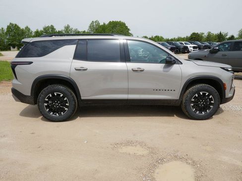 New 2026 Chevrolet Traverse Z71 AWD/4WD image 3