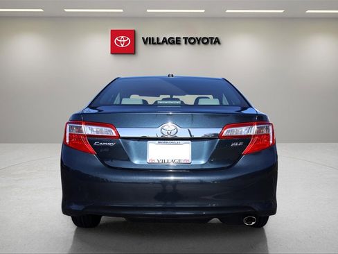 Used 2014 Toyota Camry XLE image 4