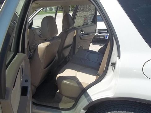 Used 2007 Mercury Mariner Base AWD 4dr SUV image 11