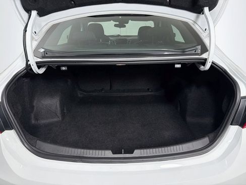 Used 2024 Chevrolet Malibu LT FWD image 24