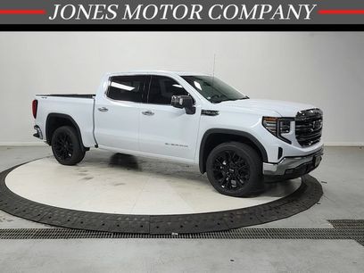 New 2026 GMC Sierra 1500 SLT w/ SLT Convenience Package