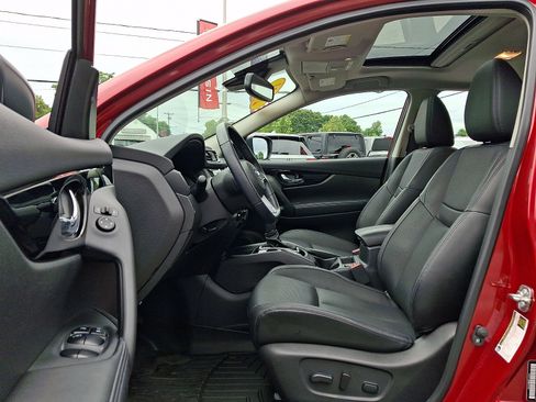 Used 2021 Nissan Rogue Sport SL w/ Premium Package AWD/4WD image 14