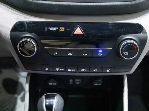 Used 2018 Hyundai Tucson SEL image 16