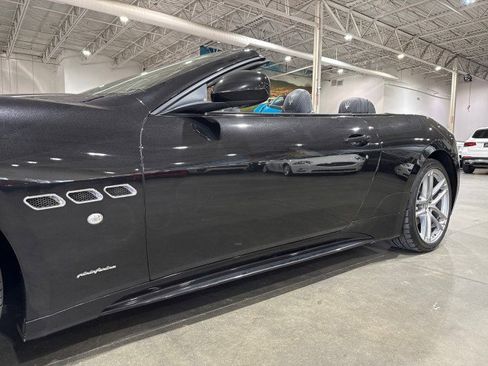 Used 2015 Maserati GranTurismo Sport image 24