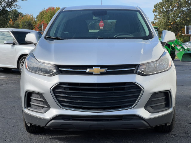 Used 2019 Chevrolet Trax LS w/ Tint and Cruise Package FWD image 20