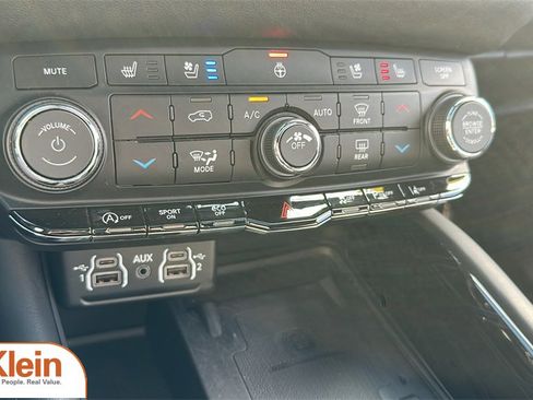 Used 2021 Dodge Durango Citadel w/ Premium Entertainment Group image 24