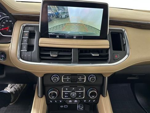 Used 2021 Chevrolet Tahoe Premier AWD/4WD image 22