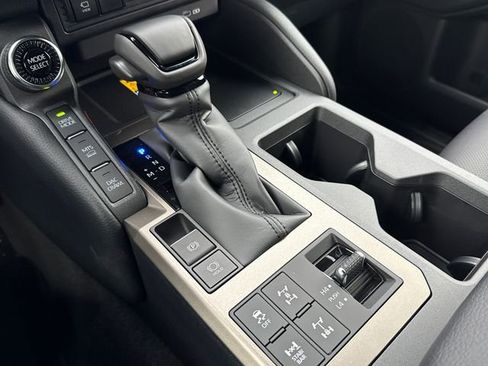 Used 2026 Toyota Land Cruiser image 27