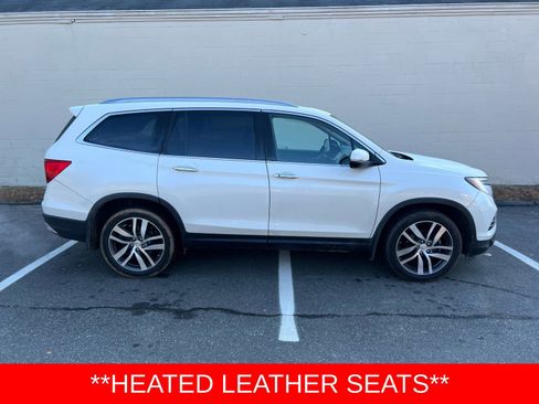 Used 2017 Honda Pilot Elite image 2