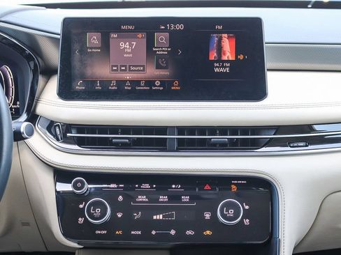 Certified 2023 INFINITI QX60 Luxe w/ Performance Audio Package FWD image 13