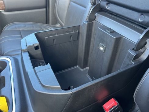 Used 2020 Chevrolet Silverado 2500 High Country w/ Z71 Off-Road Package image 18