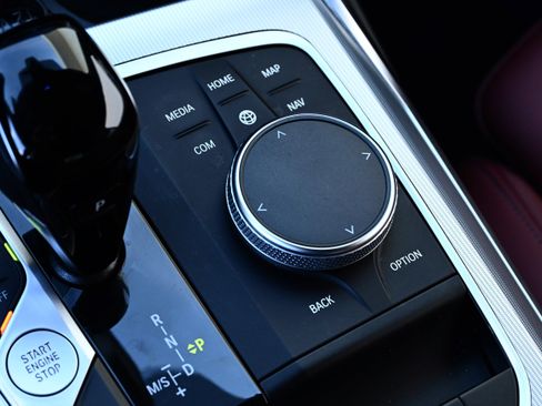 Certified 2023 BMW 430i Convertible w/ Premium Package image 24