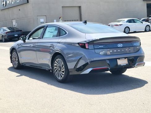 New 2026 Hyundai Sonata SEL image 3