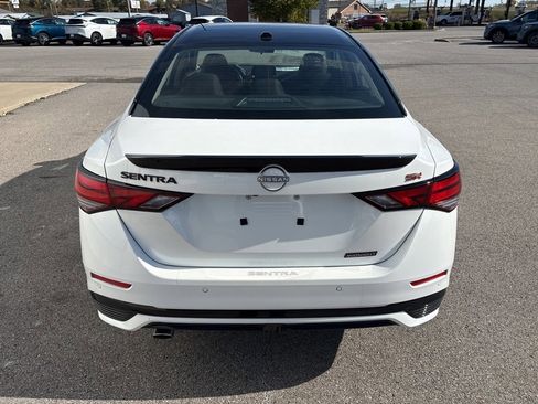 New 2025 Nissan Sentra SR w/ Midnight Edition image 4