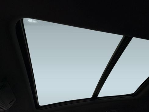 Certified 2026 Volkswagen Atlas Cross Sport SE image 14