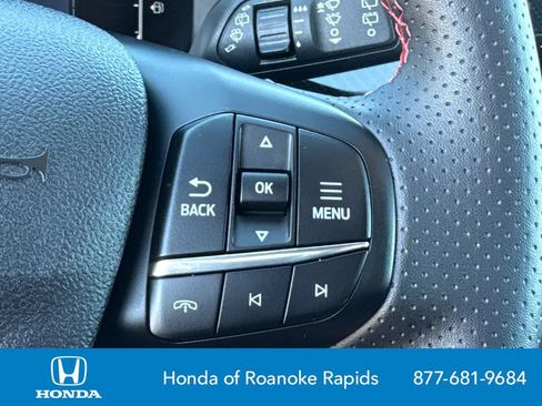 Used 2025 Ford Escape ST-Line FWD image 25
