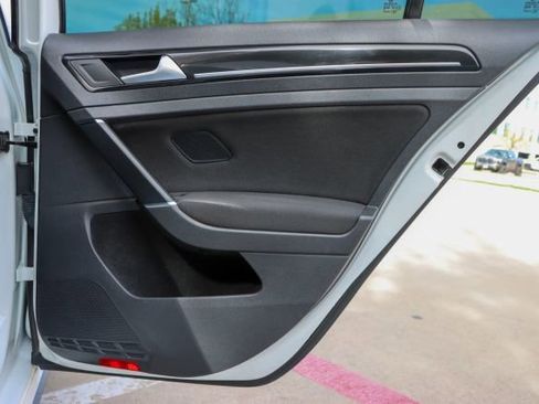 Used 2016 Volkswagen GTI S image 10