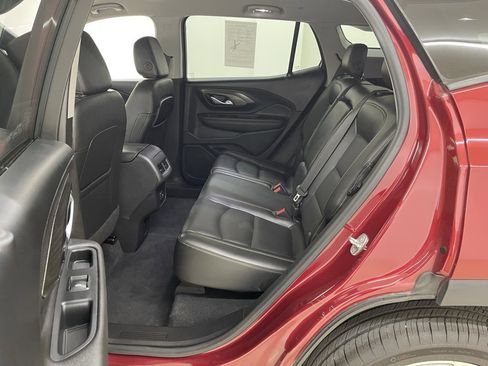 Used 2020 GMC Terrain SLT w/ Preferred Package image 16
