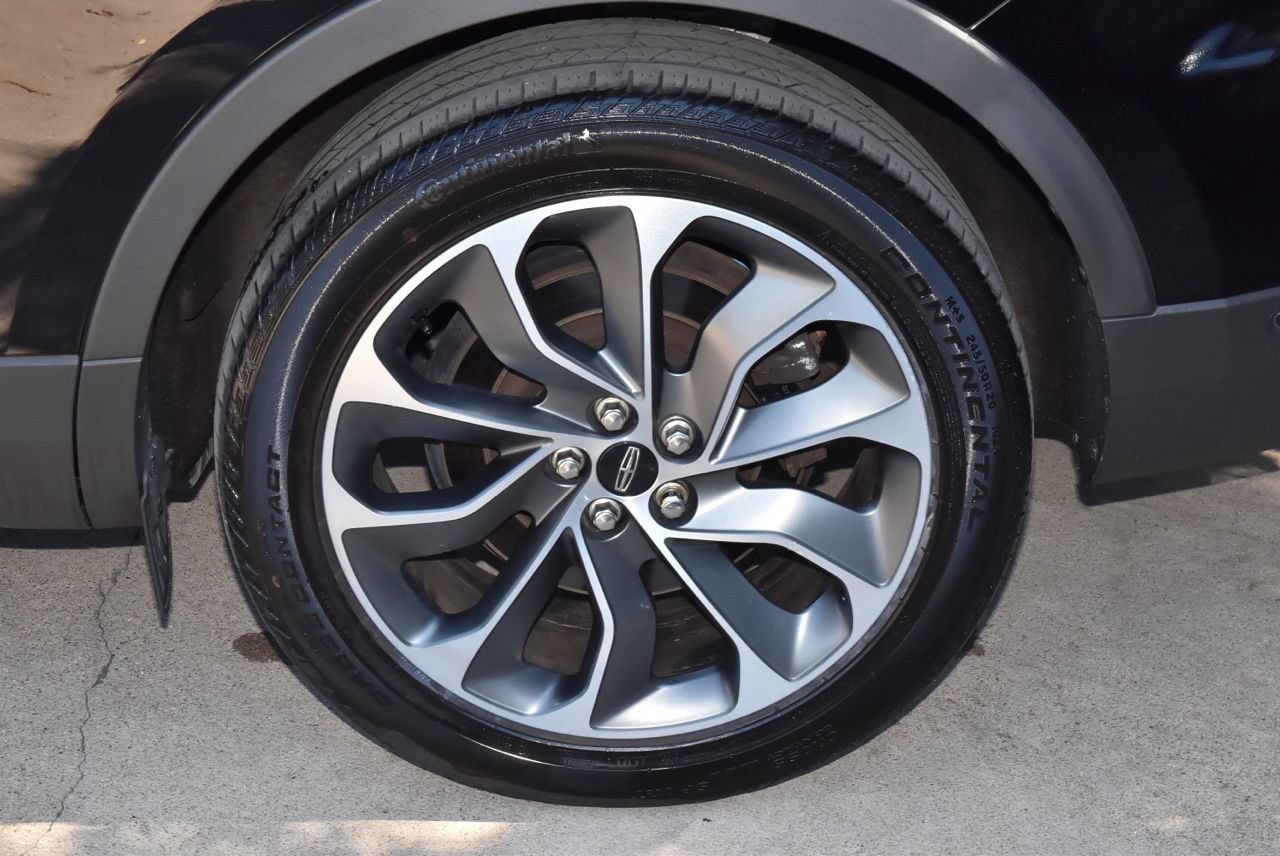 Used 2023 Lincoln Nautilus Reserve w/ Equipment Group 201A AWD/4WD image 38