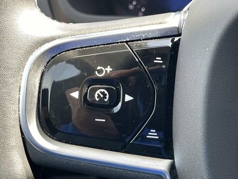 Used 2023 Volvo XC90 B6 Plus w/ Protection Package Premier image 30