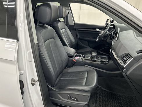 Used 2018 Audi Q5 2.0T Premium Plus w/ Premium Plus Package AWD/4WD image 24