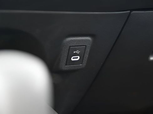 Used 2024 Toyota Corolla LE image 27