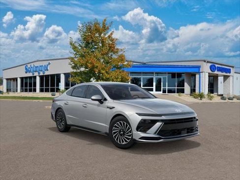 New 2025 Hyundai Sonata SEL image 2