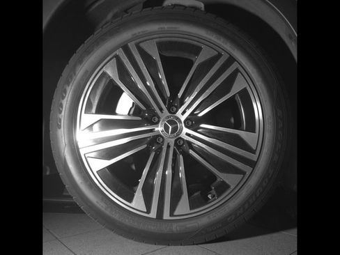 Certified 2023 Mercedes-Benz EQS 450+ SUV image 9