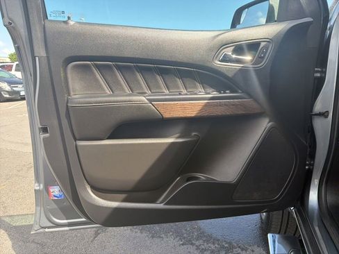Used 2022 GMC Canyon Denali AWD/4WD image 6