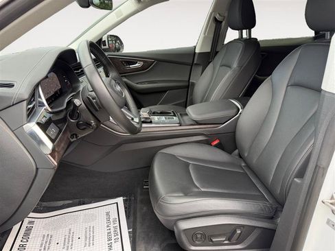 Used 2023 Audi Q8 Premium Plus w/ Premium Plus Package image 10