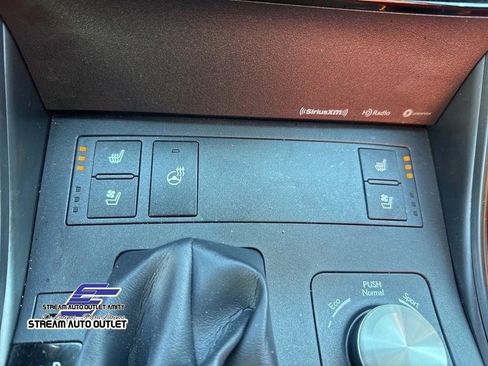 Used 2023 Lexus IS 350 F Sport image 27