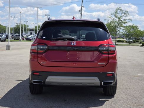 Used 2023 Honda Pilot Touring image 18
